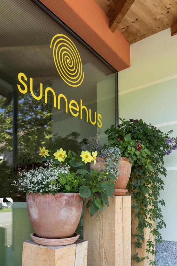 ホテルKurhaus Sunnehus ウィルトハウス エクステリア 写真